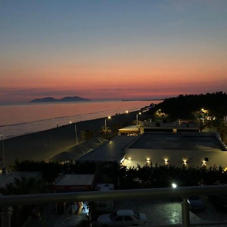 Corazon Guest House Vlore Bagian luar foto