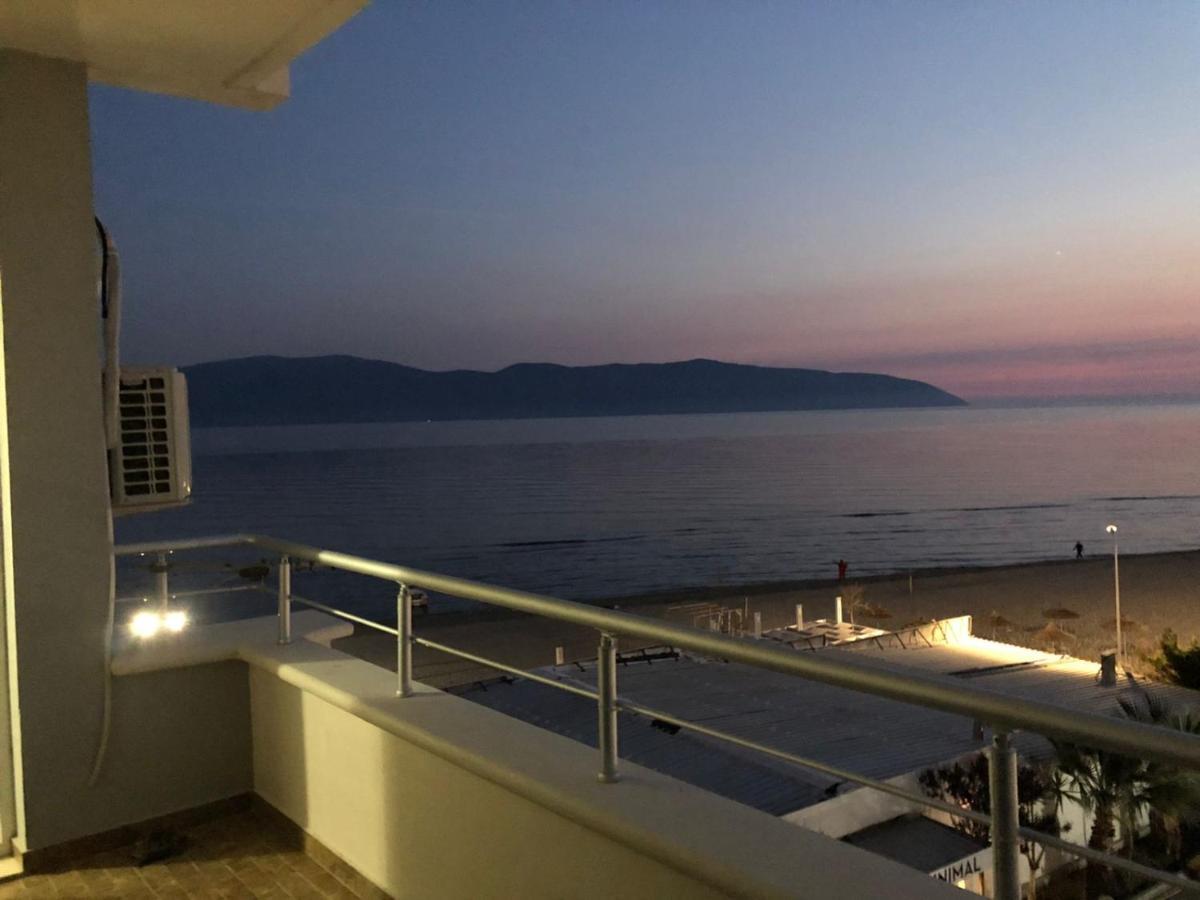 Corazon Guest House Vlore Bagian luar foto