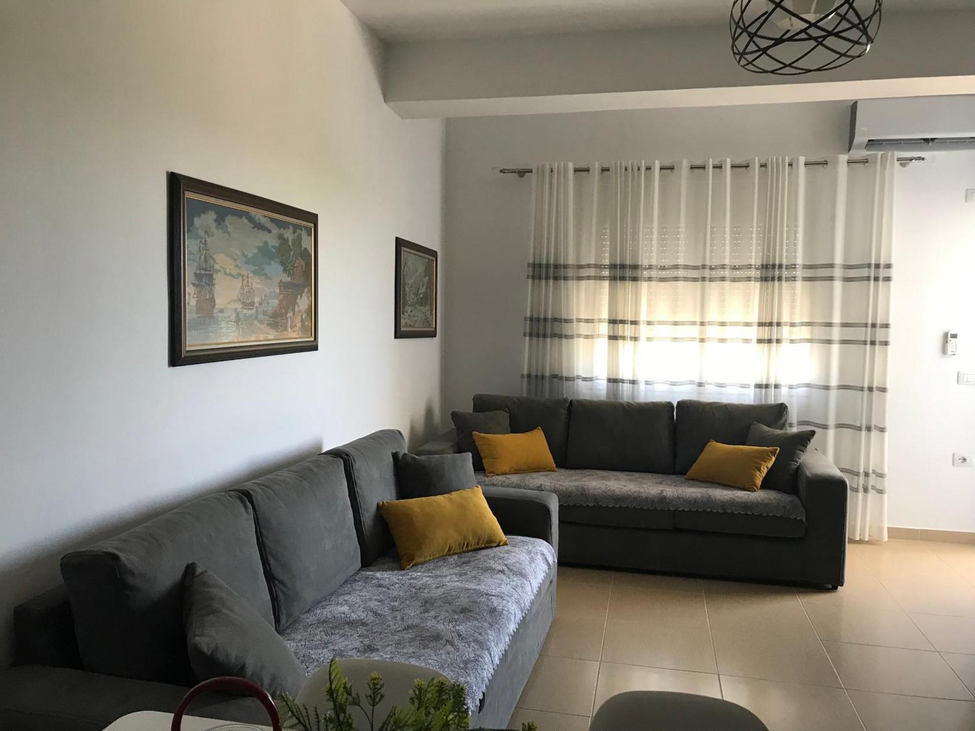Corazon Guest House Vlore Bagian luar foto