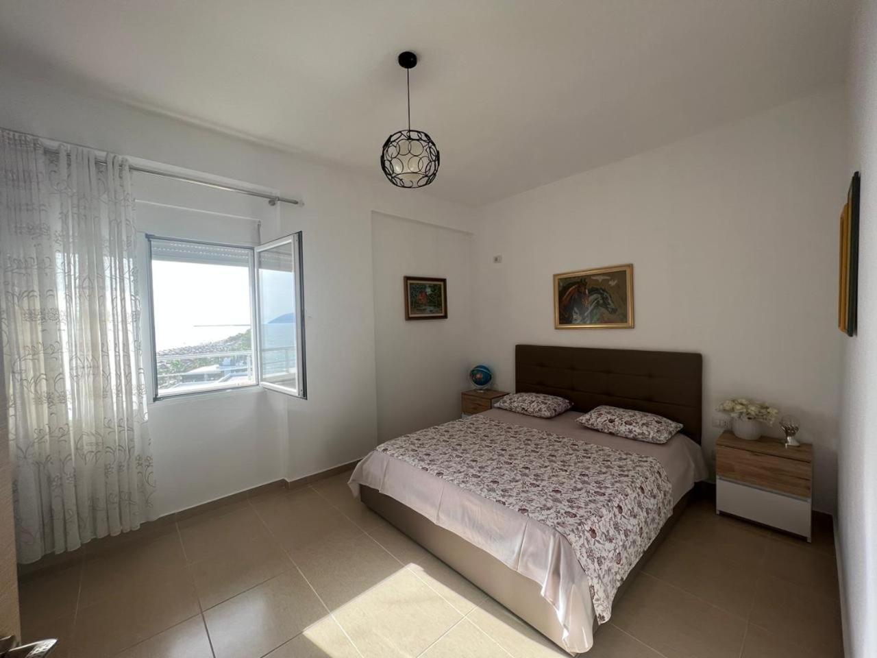 Corazon Guest House Vlore Bagian luar foto